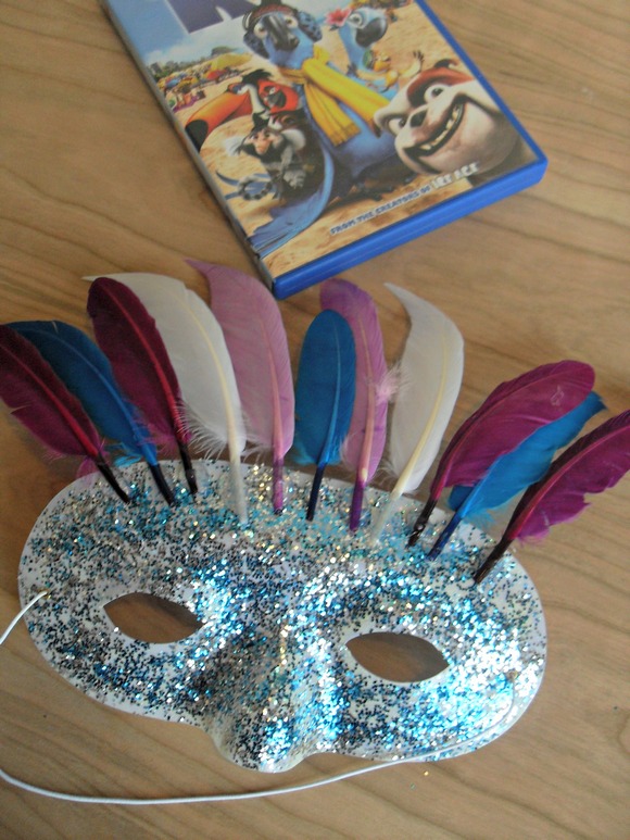 Rio 2 Craft For kids: Glitter Mask- MyKidsGuide.com