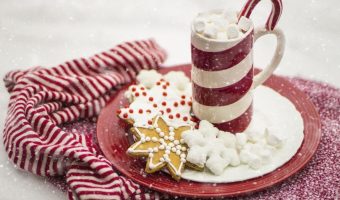 Looking for a clever and fun Christmas party idea? Get some inspiration from candy canes! Check out a few of our favorite candy cane party theme ideas!